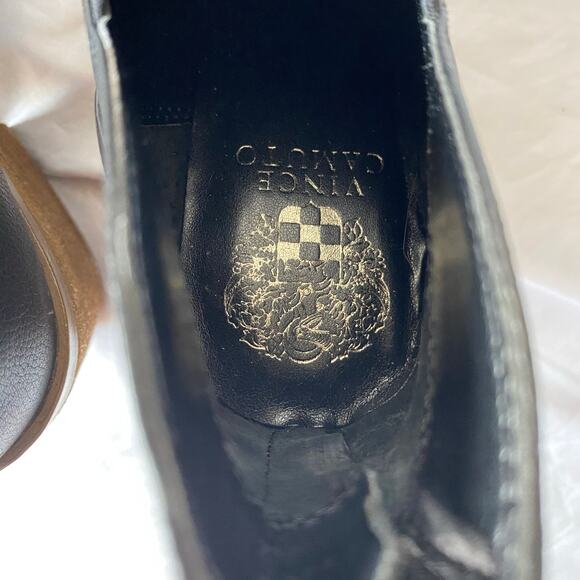 Vince Camuto Gradina Block Heel‎ Pointed Toe Bootie SZ 91/2 M Sleek Quiet Luxury - Picture 7 of 8